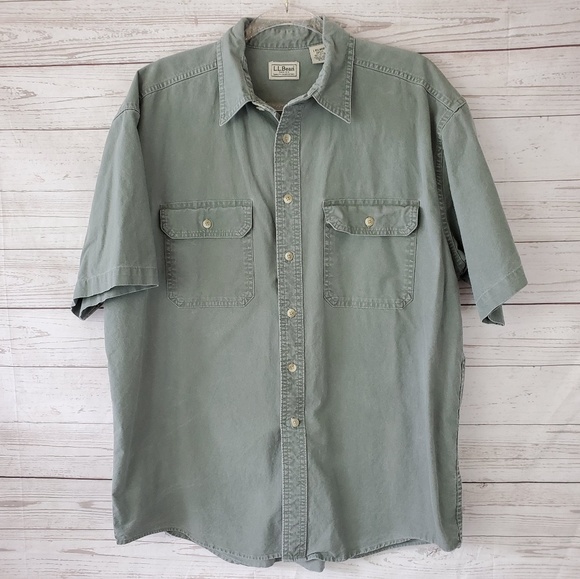 L.L. Bean Other - L.L. Bean Green Khaki Cloth Button Up Short Sleeve